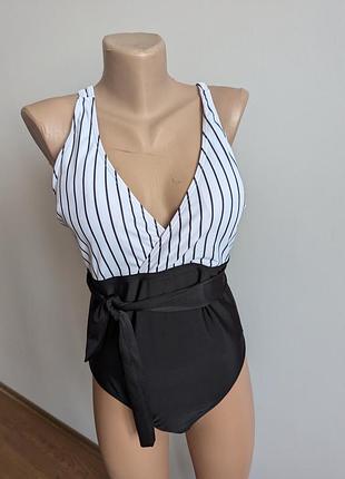 Купальник слитный полоска полоска новый л