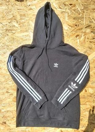 Худи adidas.