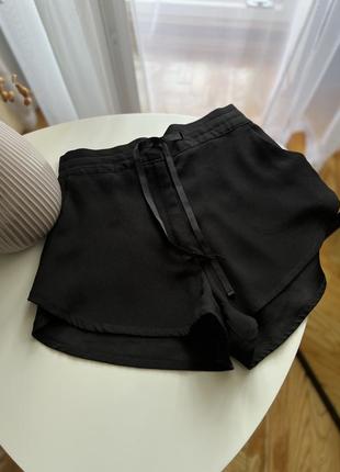 Черные шорты h&m