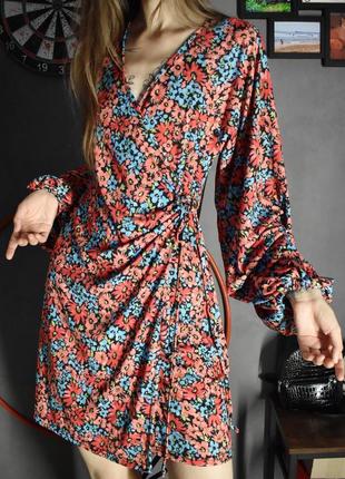 Квіткова сукня на запах asos design