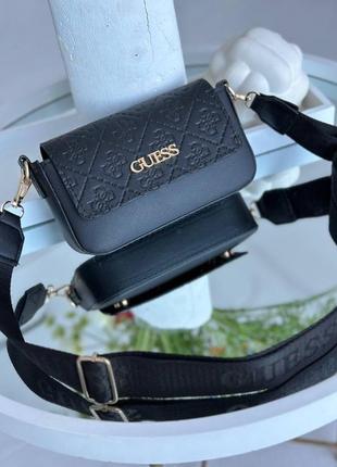 Трендова жіноча сумка guess