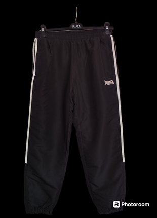 Спортивні штани lonsdale