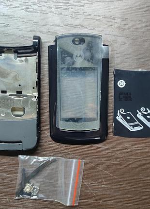 Корпус, панель motorola v9 с дефектом покрытия