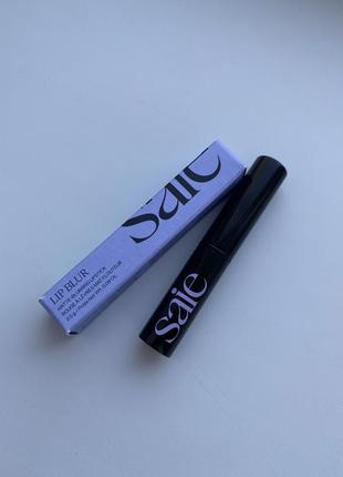 Матовая увлажняющая помада saie lip blur soft-matte hydrating lipstick