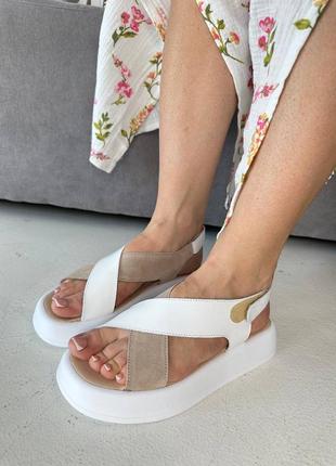 Босоніжки з натуральної шкіри7 фото