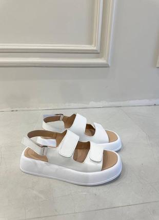 Босоніжки з натуральної шкіри