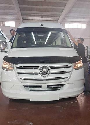 Козырек на лобовое стекло (черный глянец, 5мм) для mercedes sprinter w907/w910 2018- гг