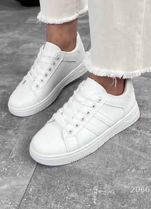 Базові зручні кеди на кожен день