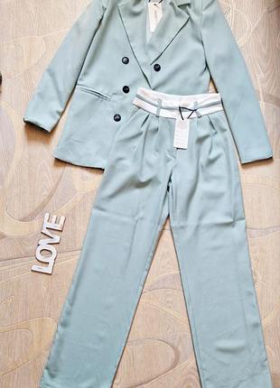 Брючный летний женский костюм турция пиджак штаны размер s
