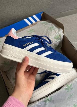 Жіночі замшеві кросівки adidas gazelle bold platform blue адідас газелі на платформі