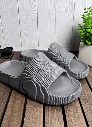Чоловічі шльопанці adidas adilette , стильні пляжні сандалі, зручні літні капці, легкі