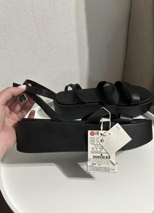 Сандалии pull & bear