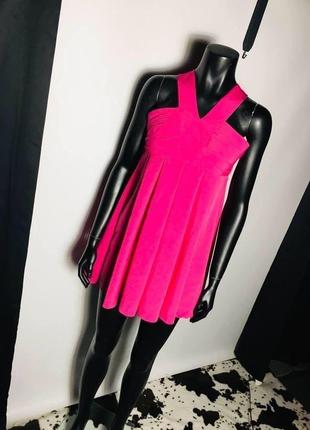 Яскраве неонове плаття від coralisa ibiza