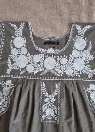 Платье туника с вышивкой zara