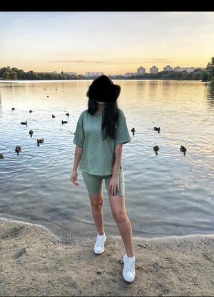 Костюм удлиненная футболка и шорты