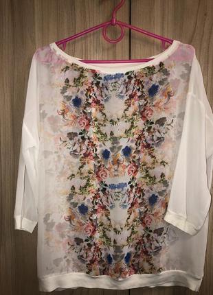 Блузка квітковий принт bershka розмір м