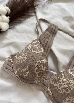 Бюстгальтер victoria's secret 85с