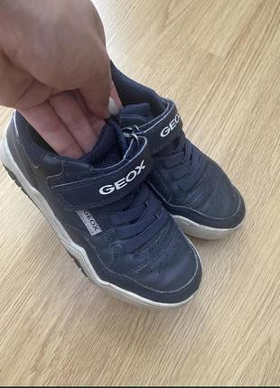 Кроссовки geox