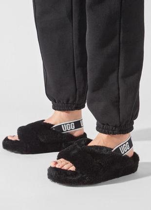 Босоніжки сандалі з хутра ugg