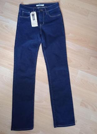 Джинси levis