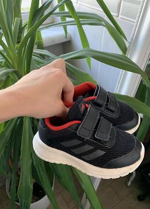 Кросівки дитячі