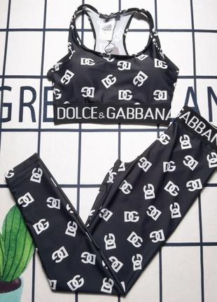 Костюм в стиле dolce gabbana