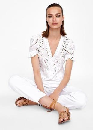 Бавовняна блуза зара з ажурною вишивкою ришельє прошва від zara