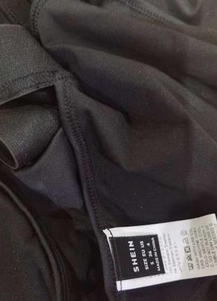 Спортивный топ с капюшоном, на замке, пуш-ап