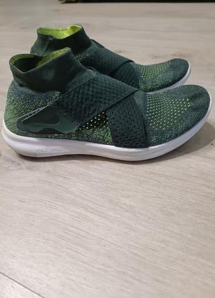 Кроссовки для бега nike