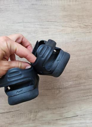 Дитячі фірмові сандалії3 фото