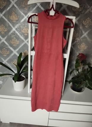 Шикарное платье-миди под замш