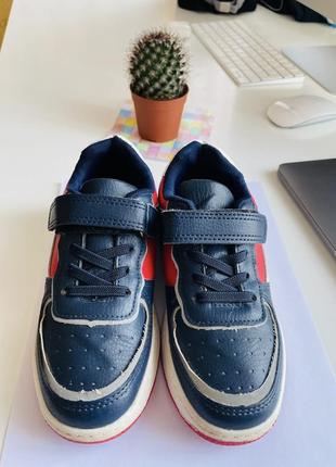 Кроссовки 32 размер фирмы том.м