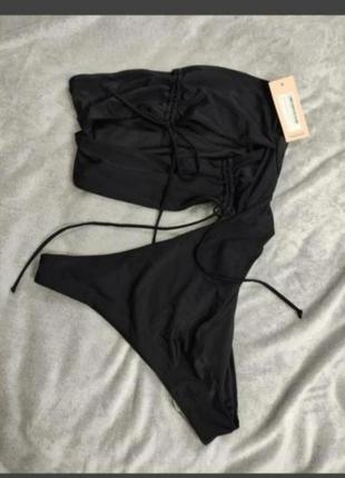 Классный цельный купальник