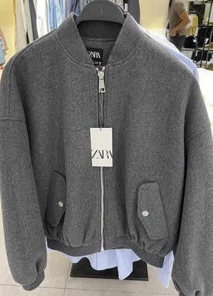 Бомбер zara бомбер теплый