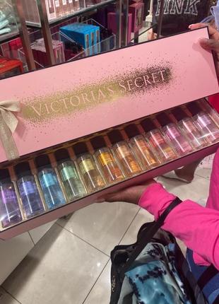 Спреї, парфуми та місти victoria’s secret