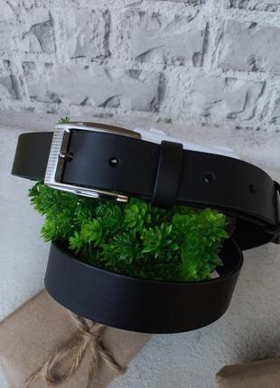 Мужской кожаный ремень пояс