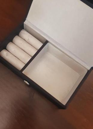 Бокс для украшений.