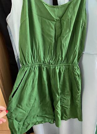 Комбинезон с шортиками