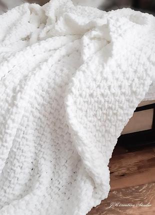 Плед из плюшевой пряжи