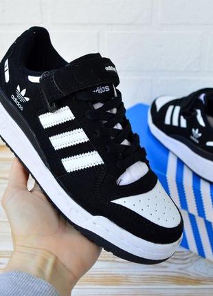 Женские кроссовки adidas This forum