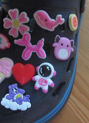 Кумедні джибітси шарми для взуття