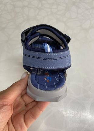 Босоніжки 4