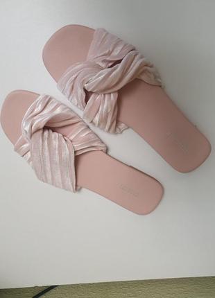 Шлепанцы h&m