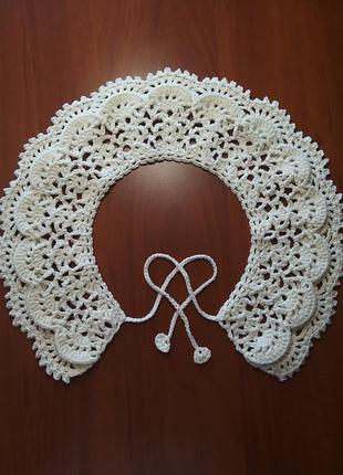 Воротничок вязаный ручной работы