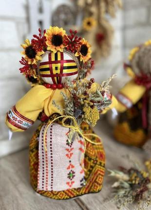 Мотанка "сварга" з букетом компліментом з сухих квітів, родинний оберіг, українська лялька ручна робота, 27 см.3 фото