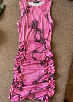Сукня плаття тренд принт тай дай зі зборками в рубчик рожева майка