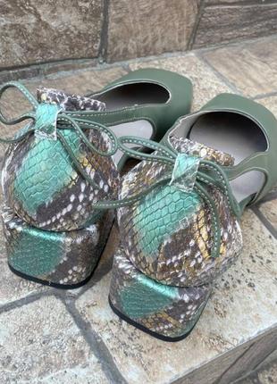 Туфли из натуральной итальянской кожи женские под рептилию зеленые2 фото