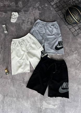 Мужские спортивные трикотажные шорты от nike