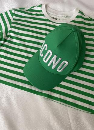 Укорочена футболка