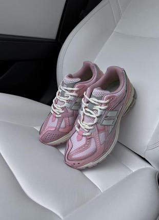 Кросівки жіночі new balance 1906 pink beige